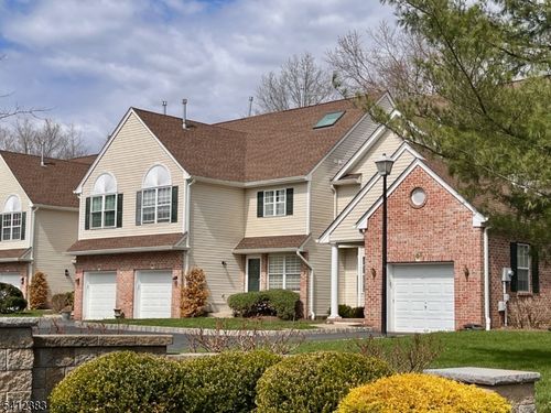 2 Cooper Ln, Millington, NJ, 07946-1368 | Card Image