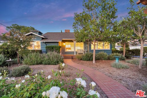 5102 Vesper Ave, Sherman Oaks, CA, 91403-1445 | Card Image