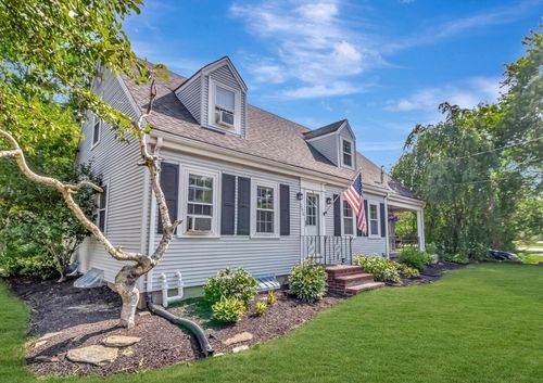 300 Pratt St, Mansfield, MA, 02048-1581 | Card Image
