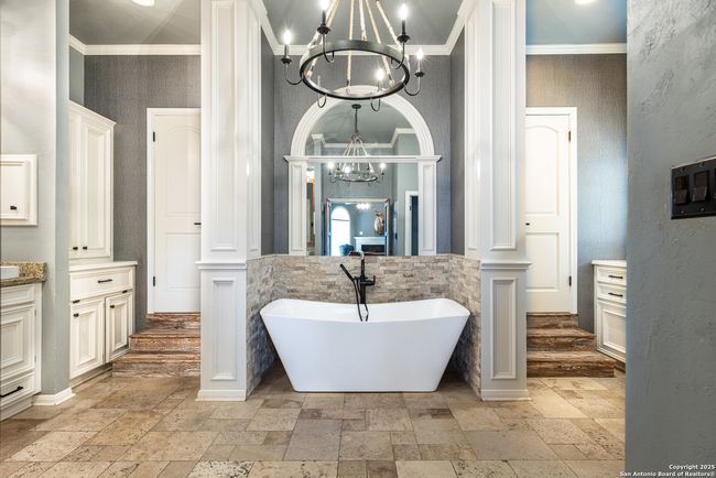 7046 Devonshire Dr, House other with 5 bedrooms, 5 bathrooms and null parking in Spring Branch TX | Image 24