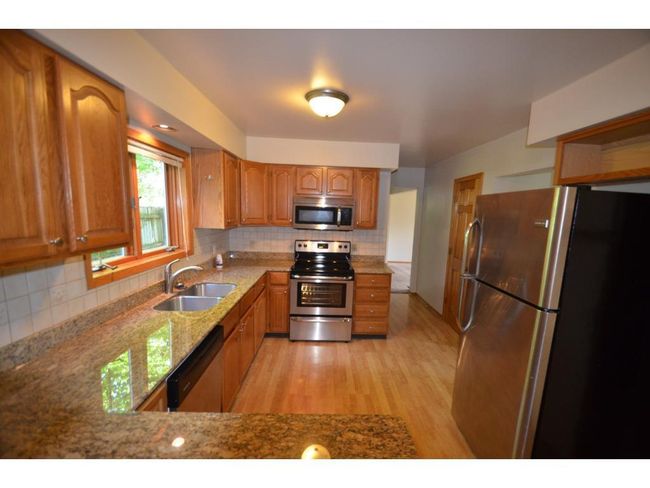 3888 Park Ln, House other with 3 bedrooms, 3 bathrooms and null parking in Spring Park MN | Image 4