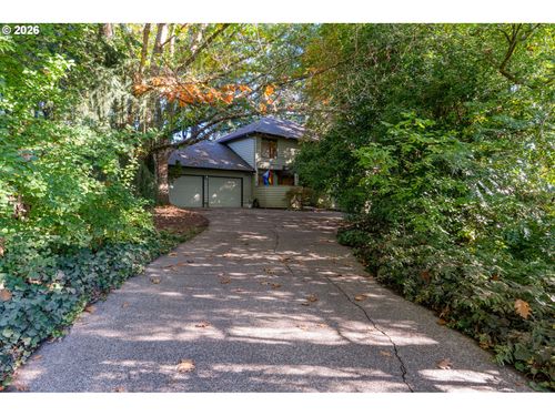 1355 Sw Russ Ln, McMinnville, OR, 97128 | Card Image