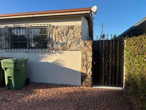 3-1275 W 31st St, Hialeah, FL, 33012-4803 | Card Image