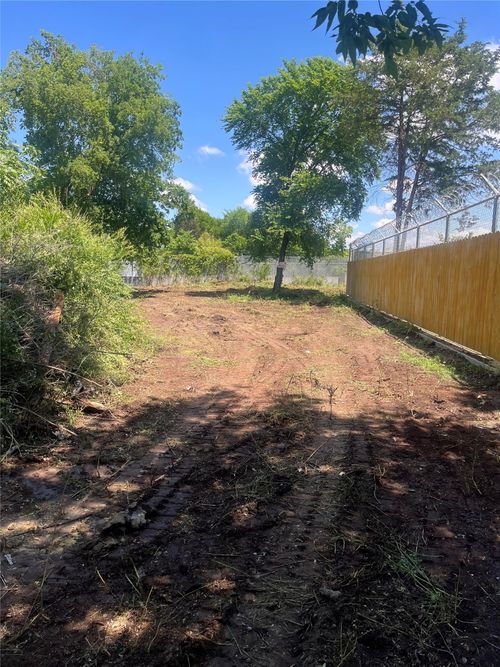 4340 Mcneil St, Dallas, TX, 75227-3945 | Card Image