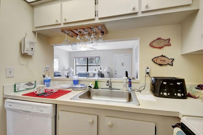 APT-203 - 7166 Golf Colony Ct, Condo with 2 bedrooms, 2 bathrooms and null parking in Lake Worth FL | Image 12
