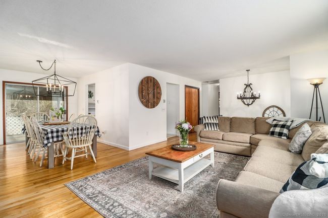 6 Glen Rd, House other with 3 bedrooms, 3 bathrooms and null parking in New Fairfield CT | Image 6