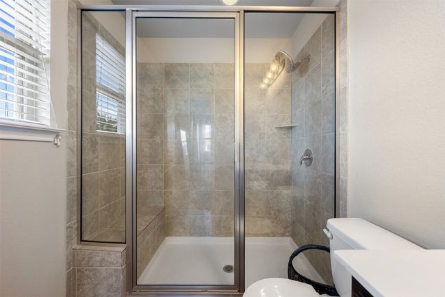 615 Twisted Oaks Ln, House other with 3 bedrooms, 3 bathrooms and 4 parking in Buda TX | Image 24