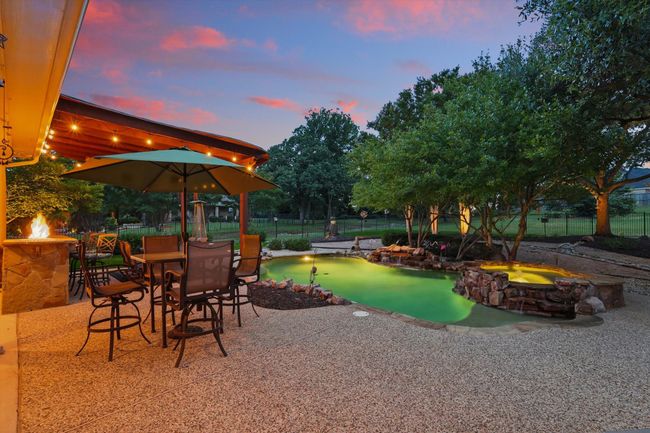 112 W Carruth Ln, House other with 4 bedrooms, 4 bathrooms and null parking in Double Oak TX | Image 34