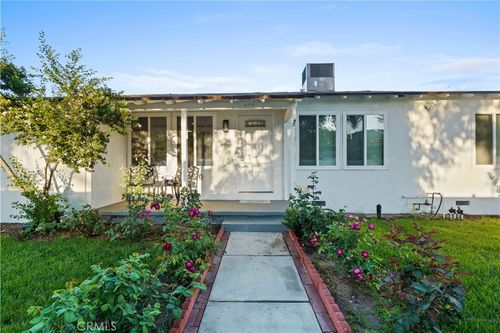 6738 Coldwater Canyon Ave, North Hollywood, CA, 91606-1119 | Card Image