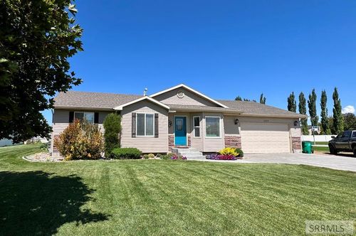 3889 E 12 N, Rigby, ID, 83442-5194 | Card Image