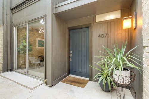 4071 Buena Vista St, Dallas, TX, 75204-7803 | Card Image