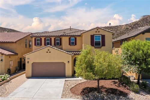 28245 Nield Court, Saugus, CA, 91350 | Card Image