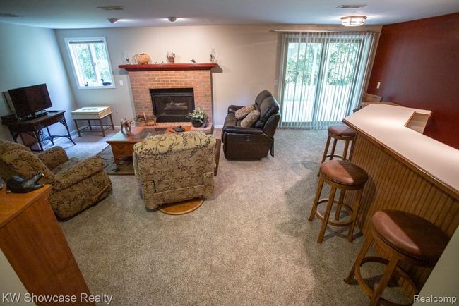 Lower Level Family Room | Image 26