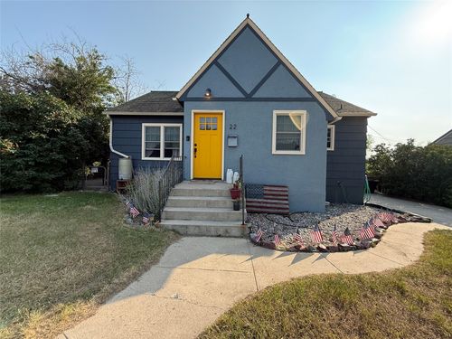22 2nd St Se, Cut Bank, MT, 59427-3213 | Card Image