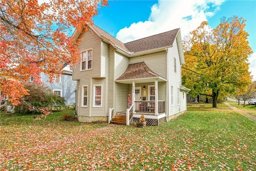 502 N Chestnut St, Ravenna, OH, 44266-2218 | Card Image