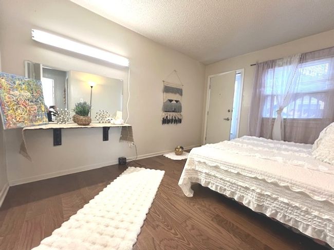 APT-3214 - 9442 Kelvin Ln, Condo with 2 bedrooms, 1 bathrooms and 2 parking in Schiller Park IL | Image 14