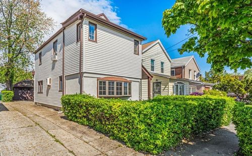 90-43 70th Dr, Forest Hills, NY, 11375-6617 | Card Image
