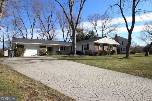 4113 Maureen Ln, FAIRFAX, VA, 22033-3101 | Card Image