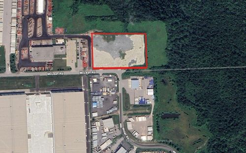 7504 Mclean Rd, Puslinch, ON, N0B2J0 | Card Image