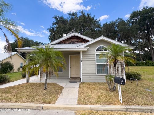 24-100 Ashton Cir, Welaka, FL, 32193-2003 | Card Image