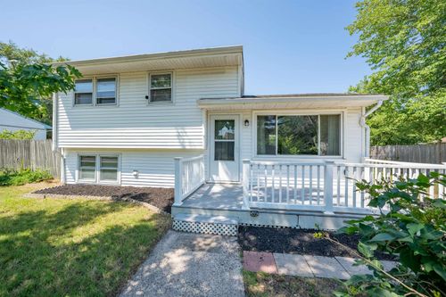 105 Orchard Dr, North Cape May, NJ, 08204-3427 | Card Image