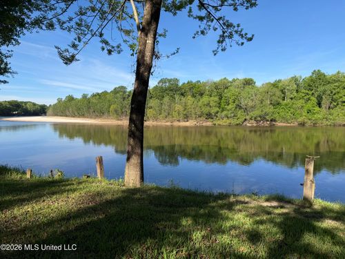 25417 Turps Dr, Lucedale, MS, 39452-7000 | Card Image