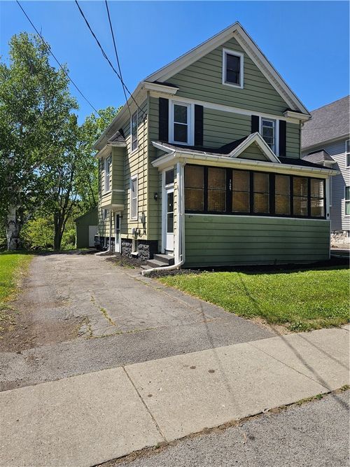 129 Pearl St, Batavia, NY, 14020-2913 | Card Image