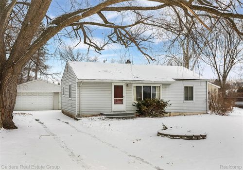 7101 Reber Dr, Shelby Township, MI, 48317-2455 | Card Image