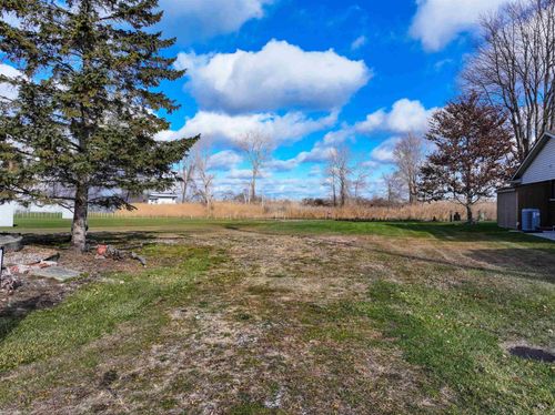 7294 Flamingo St, Clay, MI, 48001-4130 | Card Image