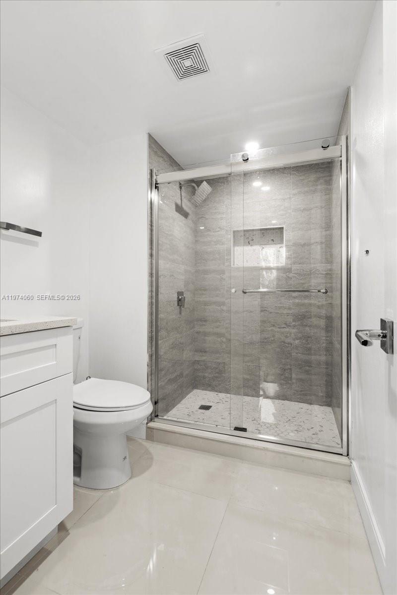 Residential Lease in Pembroke Pines 4