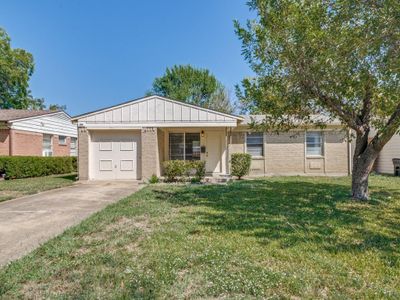 4822 Bedford Drive, House other with 3 bedrooms, 1 bathrooms and null parking in Mesquite TX | Image 2