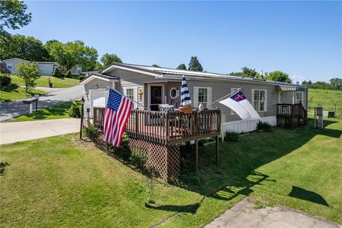 404 Blue Jay Ln, Apollo, PA, 15613-8427 | Card Image