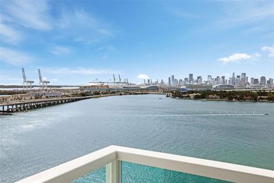 1605 - 650 West Ave, Condo with 1 bedrooms, 1 bathrooms and null parking in Miami Beach FL | Image 1