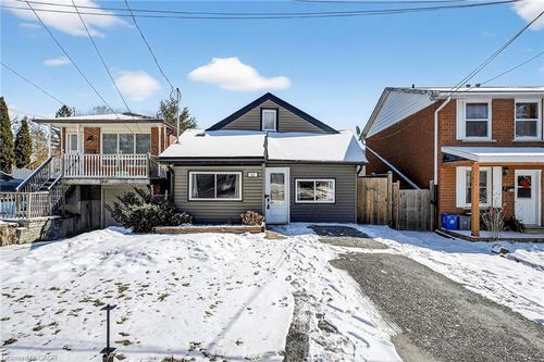162 Dufferin St, Smithville, ON, L0R2A0 | Card Image