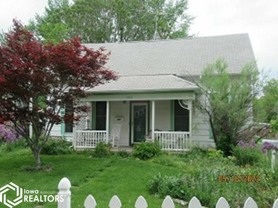 Jefferson Ave, Fairfield, IA 52556
