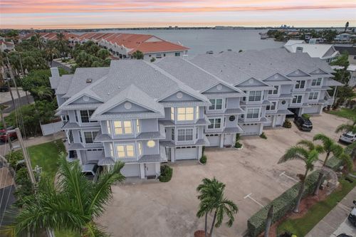 203 46th Ave, ST PETE BEACH, FL, 33706-2575 | Card Image