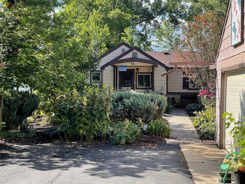 25215 W Loomis Road, Norway, WI, 53185 | Card Image