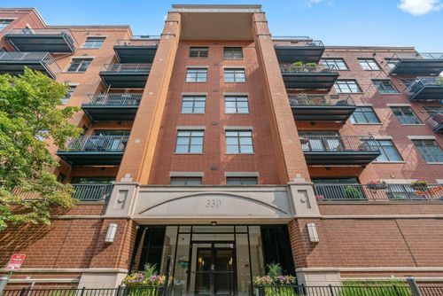 apt-403-330 N Clinton St, Chicago, IL, 60661-1327 | Card Image