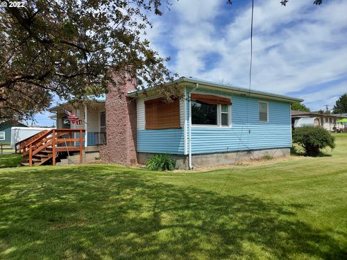 303 Ne 2nd St, Enterprise, OR, 97828-1106 | Card Image