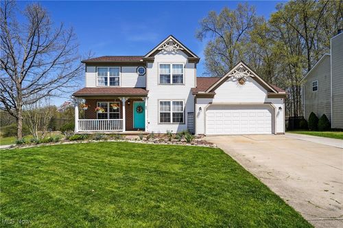 803 Collins Pond Dr, Ravenna, OH, 44266-3669 | Card Image