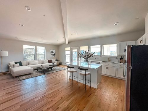 301-6283 La Vista Dr, Dallas, TX, 75214-4346 | Card Image