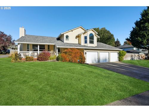 8915 Ne 28th Pl, Vancouver, WA, 98665-9578 | Card Image