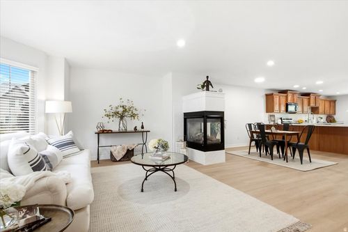1339 E Lake Springs Ln, Millcreek, UT, 84117-7051 | Card Image