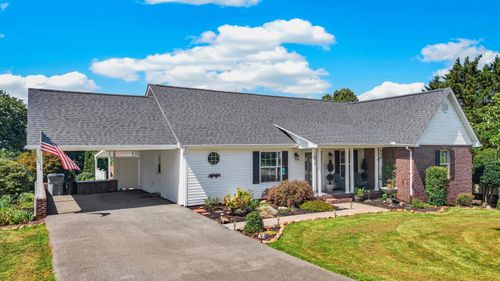 8016 S Pointe Dr, Talbott, TN, 37877-8880 | Card Image