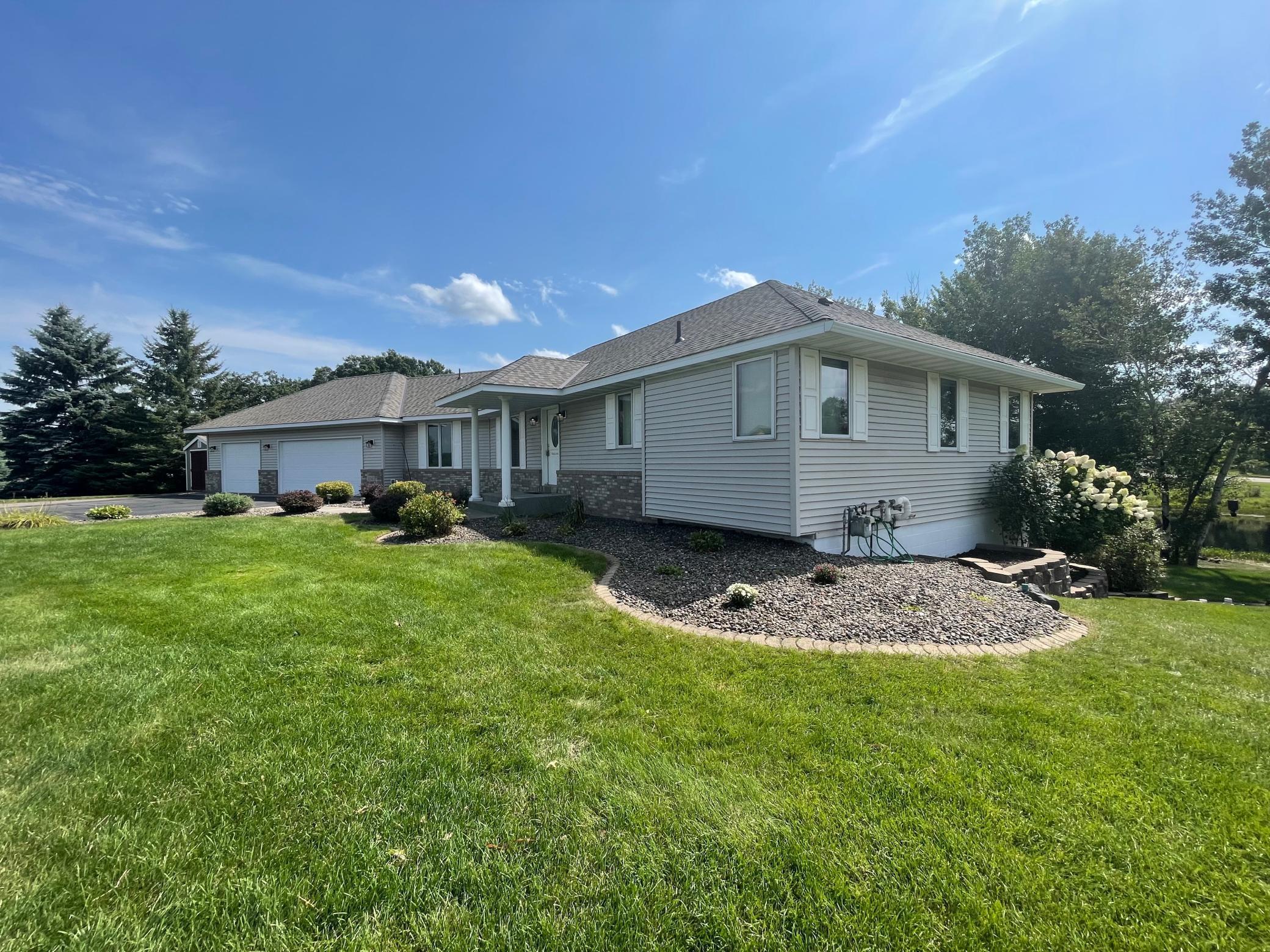 6th St, Cambridge, MN 55008