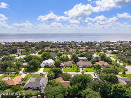 1812 Sea Oats Dr, Atlantic Beach, FL, 32233-4512 | Card Image