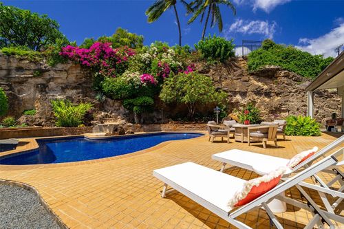 760 Onaha St, Honolulu, HI, 96816-4921 | Card Image