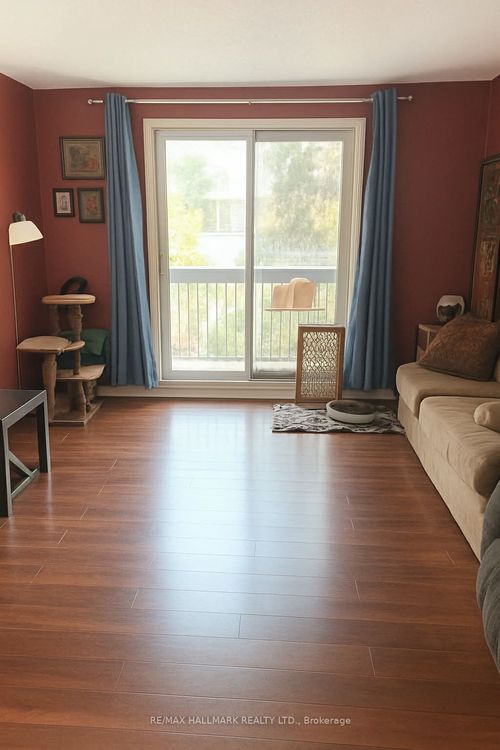 {{alt}} | Card Image