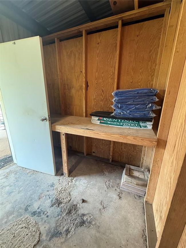 Laundry Room | Image 36