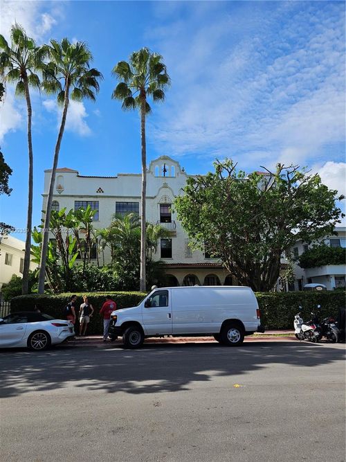 apt-302-934 Michigan Ave, Miami Beach, FL, 33139-5309 | Card Image